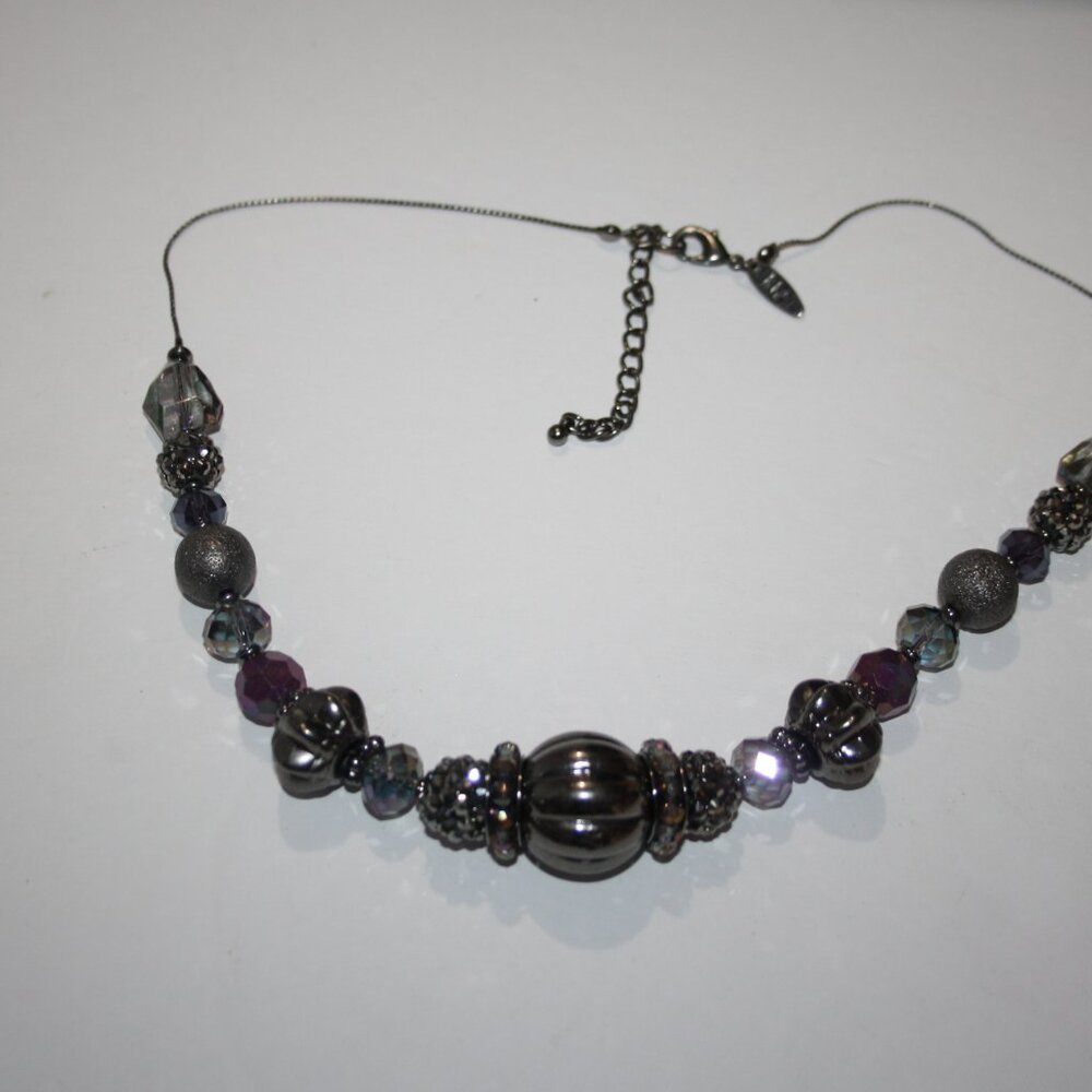 Beautiful Gun metal and purple beaded necklace by New York & co 20-23"